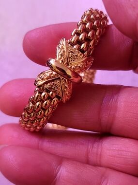 Gold-Tone Woven Knot Magnetic Bracelet Y2K Nostalgic Costume Jewelry